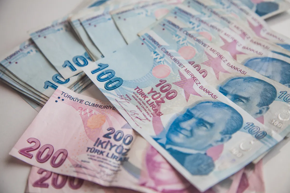 SGK Borçlarına 6 Yıl Taksit Geliyor: Teminat Şartı Değişiyor