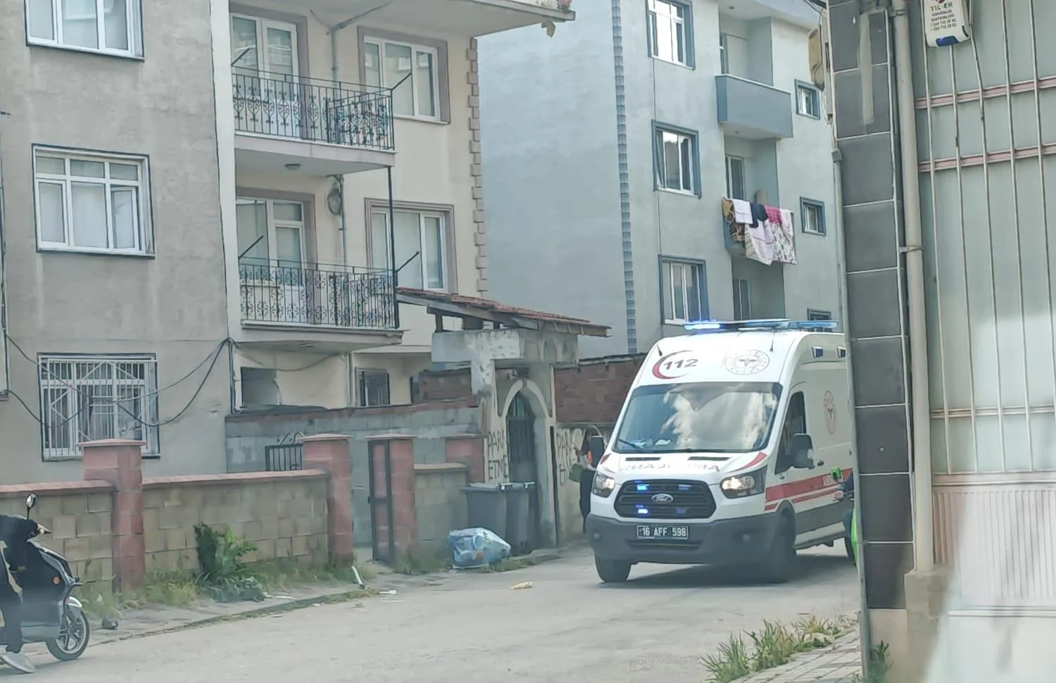 İnegöl'de intihara kalkışan genç kadın için fare zehri içti!