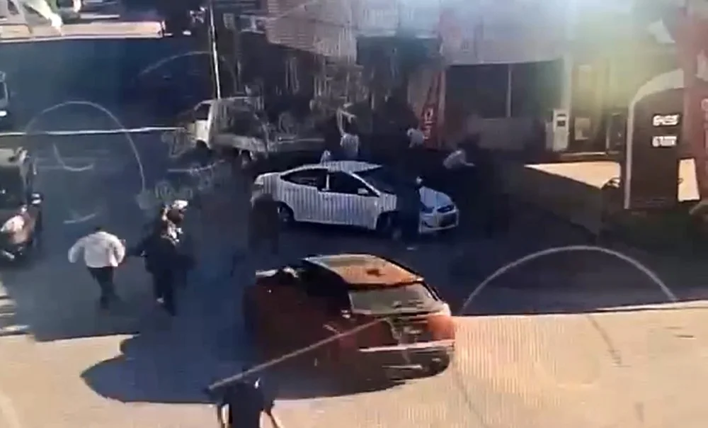"Önüne bak" dedi 6 kişi tutuklandı