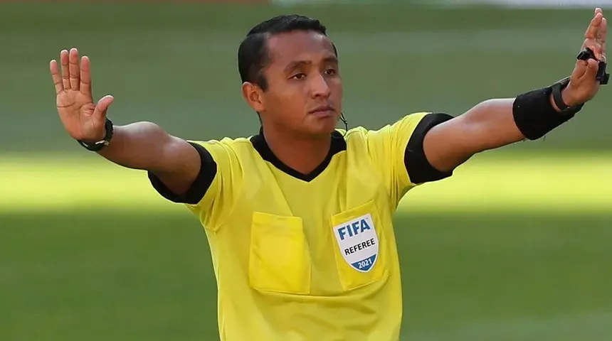 Türkiye - Paraguay Dünya Kupası maçını Ivan Barton yönetecek