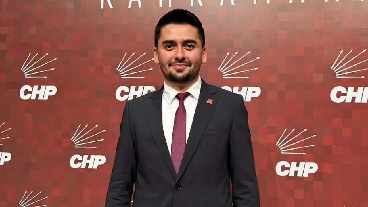 CHP'den ihraç edilen Kayseri İl Başkanı Ufuk Ozan Gözbaşı Kimdir, nereli, kaç yaşında?