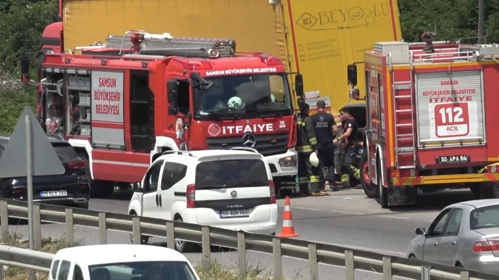 İnegöllü Şoföre Ait Araç Kazaya Karıştı! 2 Ölü