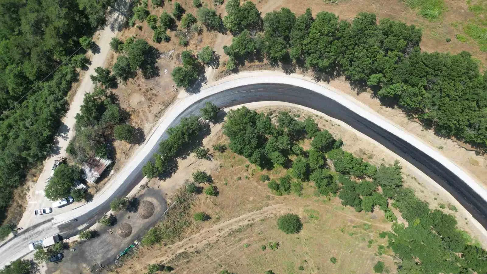 Büyükşehir, Osmangazi’nin Dağakça yolunu yeniledi