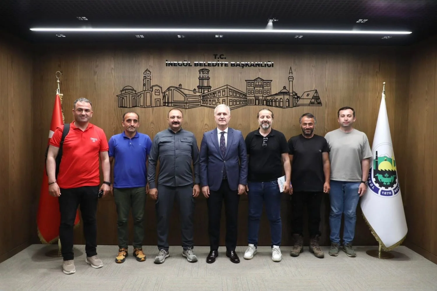 İnegöl'de Tarihi Keşif! Daha Önce Bilinmeyen Mağaralar Bulundu