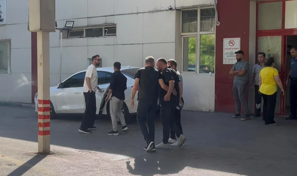 Haluk Levent Bursa'da gözaltına alındı