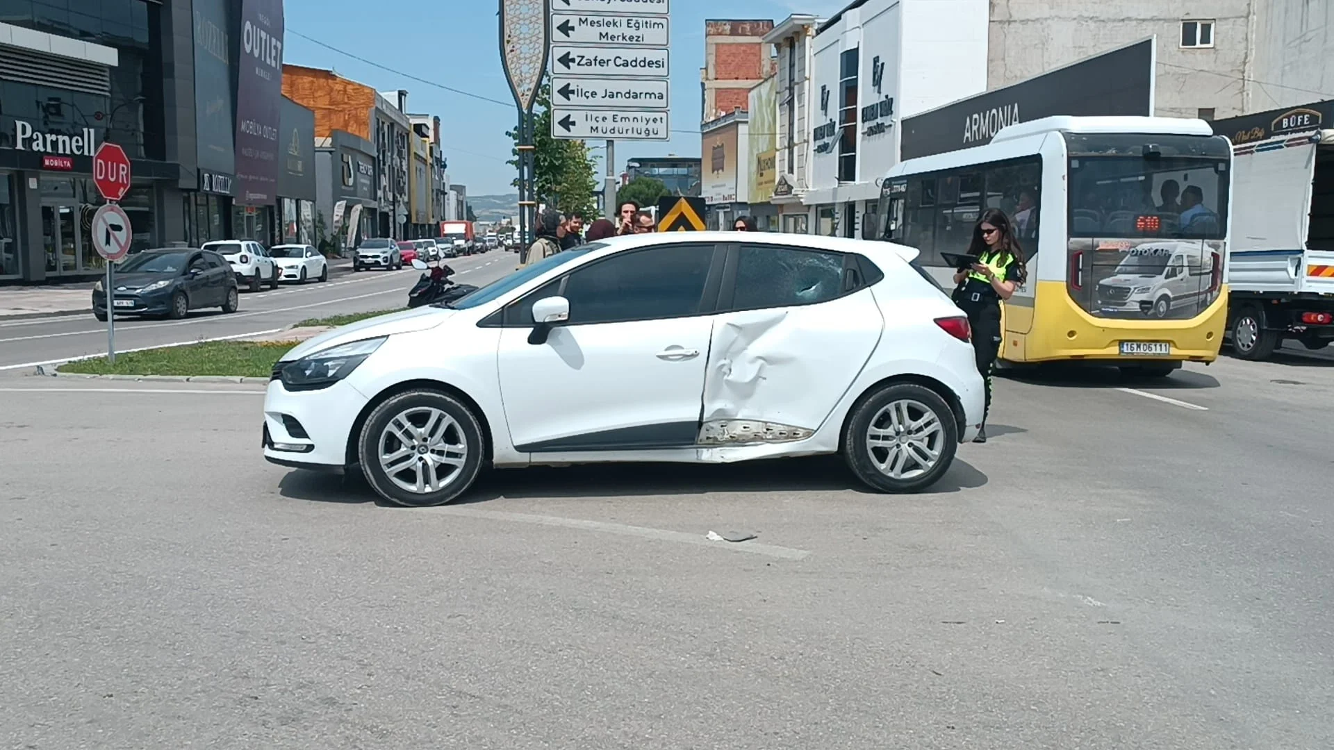 İnegöl'de aynı mahallede 2. kaza!