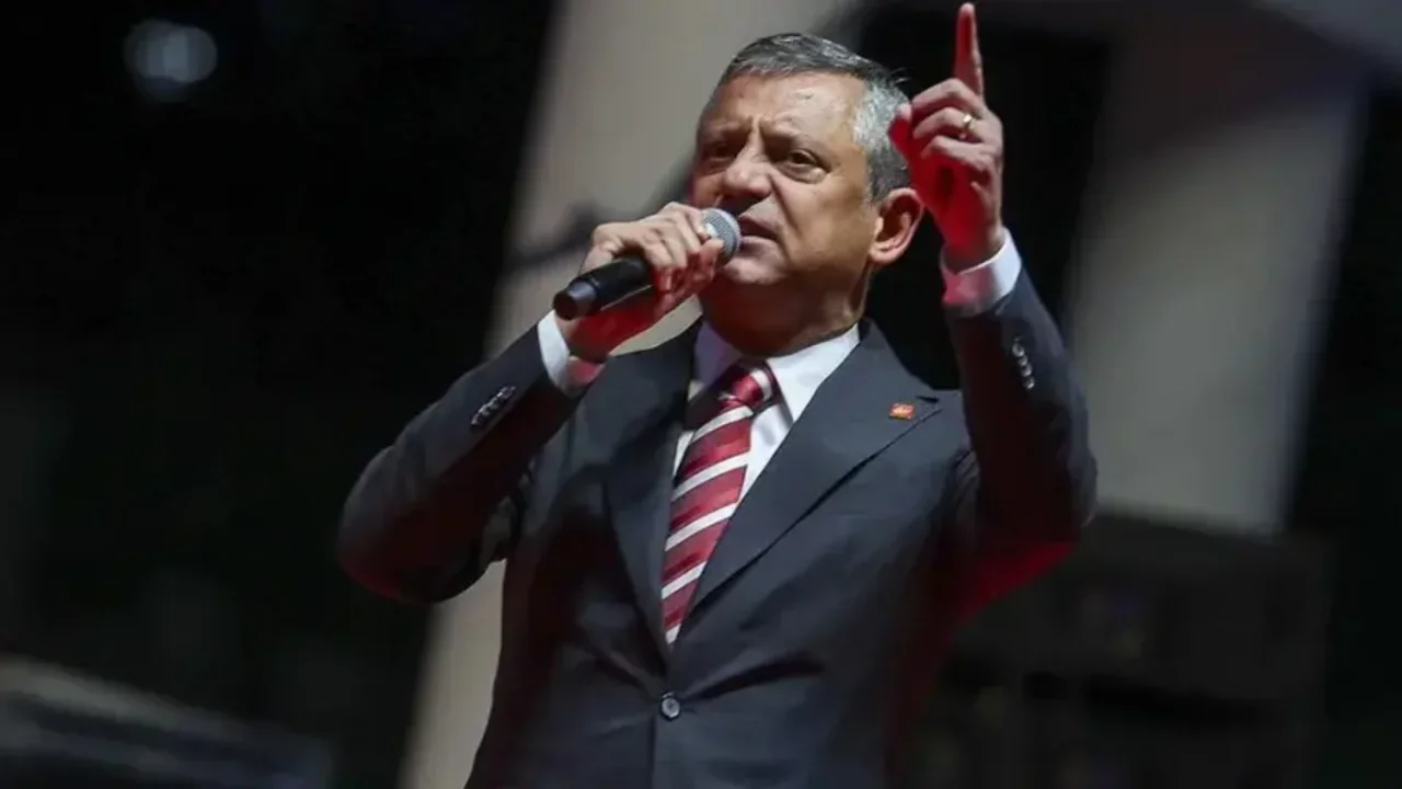 Özgür Özel'in kurduğu Yeni Parti'de Bursalı isme kritik görev!