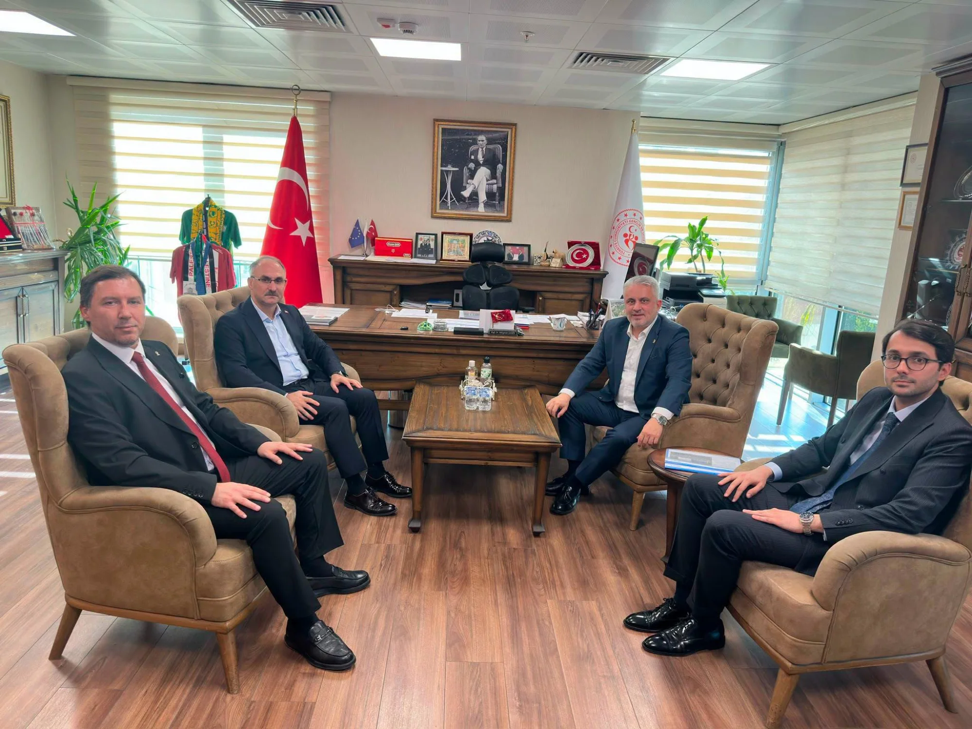 Yeni İnegöl İlçe Stadı İçin Ankara’da Kritik Görüşme