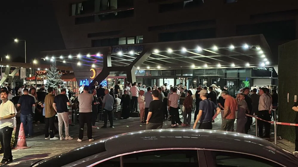 15 yaşındaki çocuk üvey babasını yatak odasında öldürdü!
