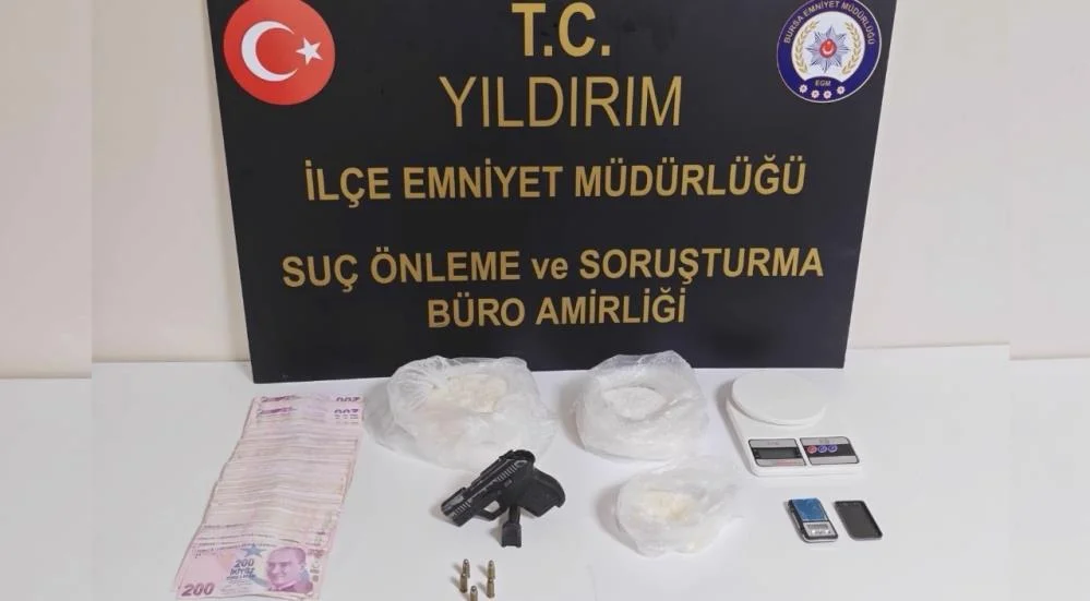 1.2 kilo metamfetaminle yakalandı