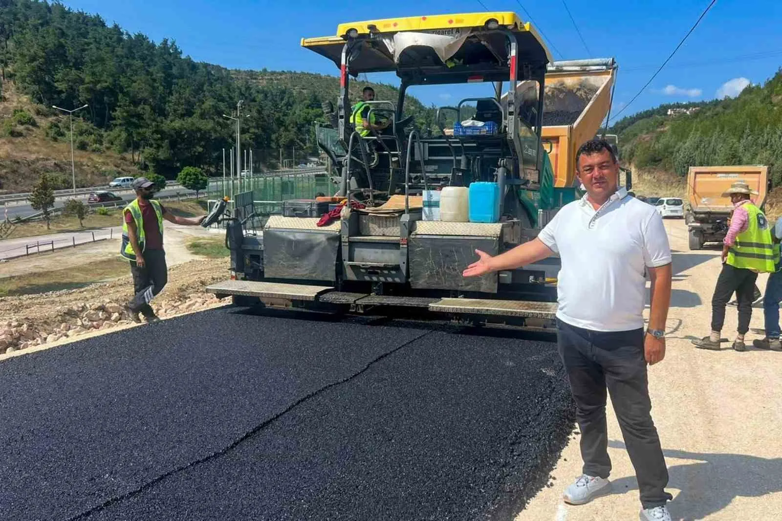 Mudanya’da yollar Büyükşehir’le yenileniyor
