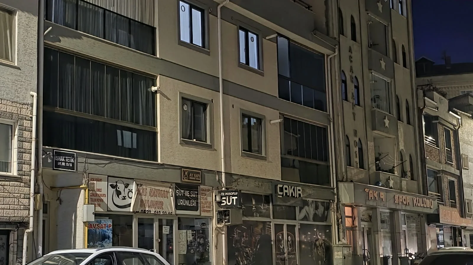 İnegöl’de 2. kat penceresinden düşen genç yaralandı