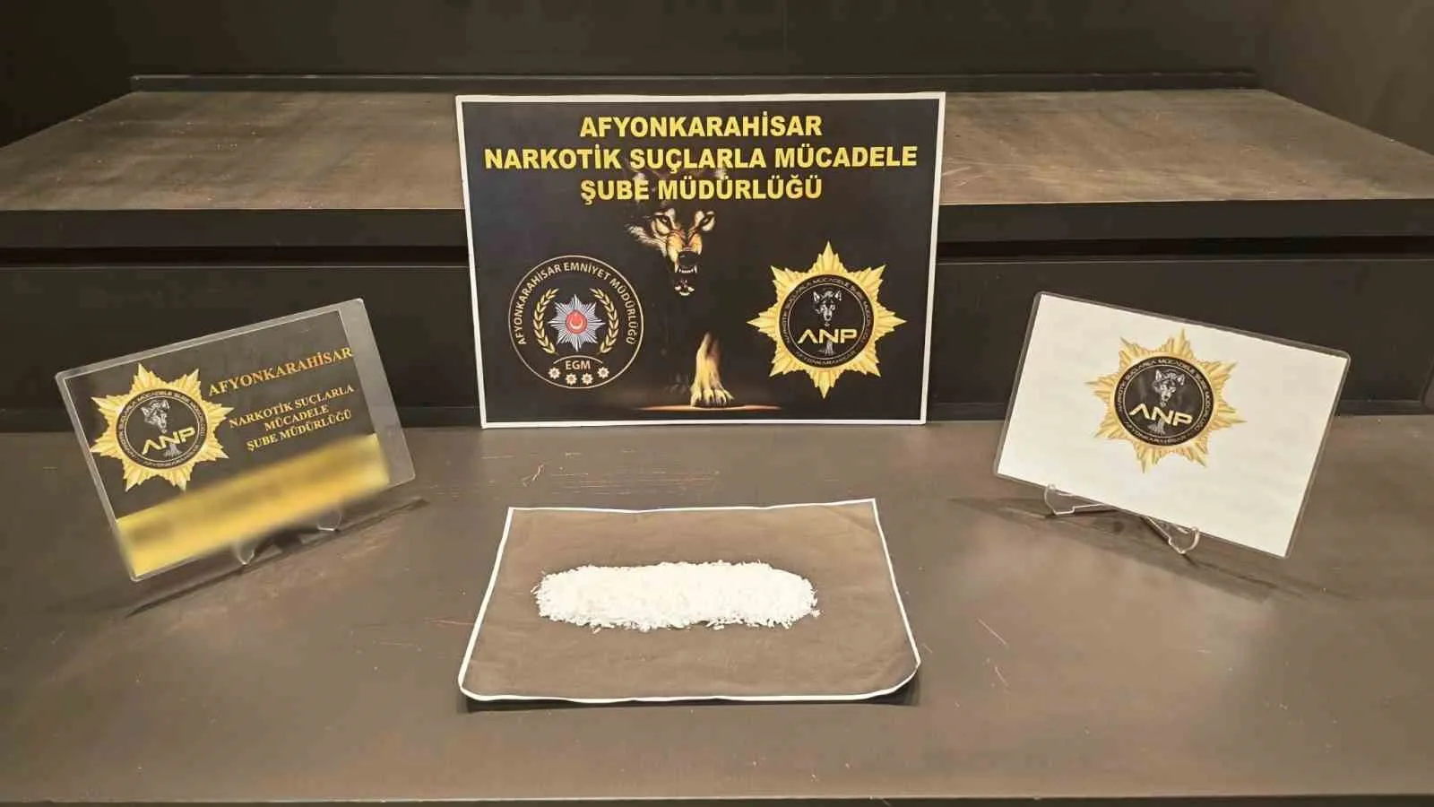 Uyuşturucu operasyonunda yakalanan 3 kişi tutuklandı